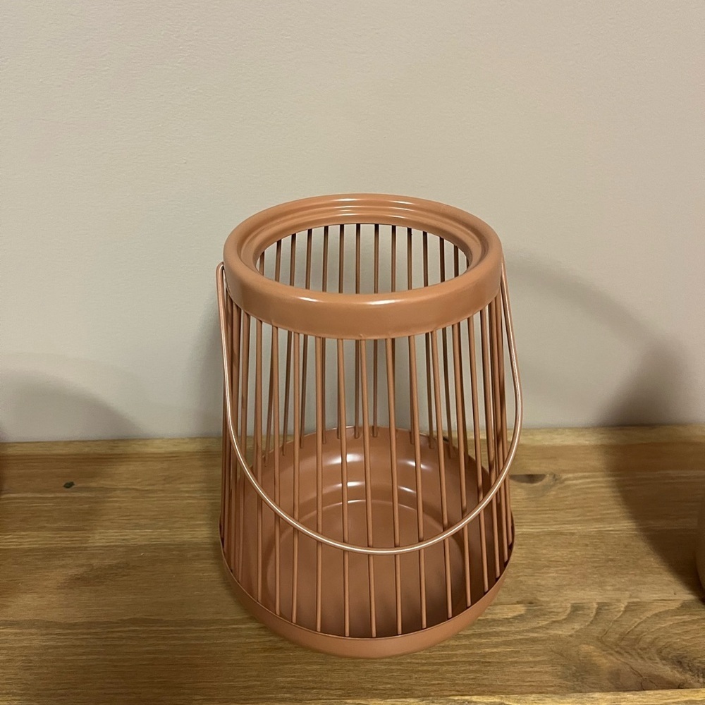 Clay Metal Spoke Lantern - Picture 2 of 3